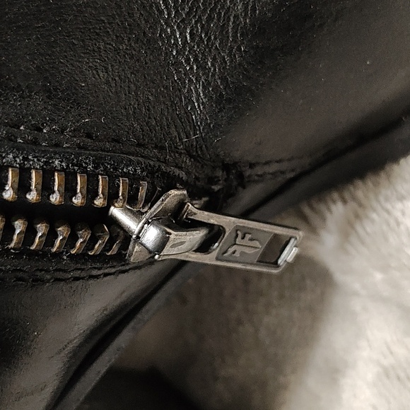 Frye Black Leather Ankle Boots size 6.5 - Picture 4 of 12